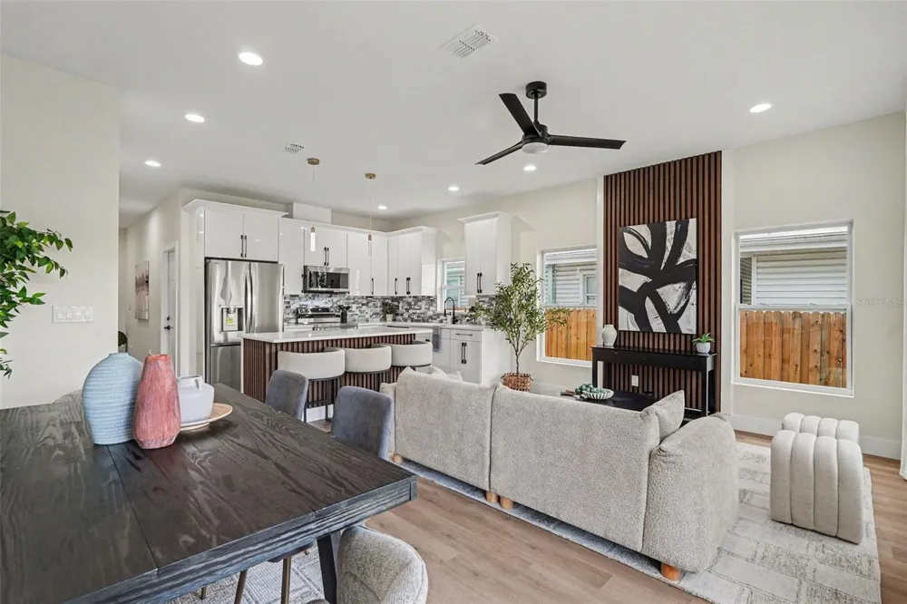 3601 52ND STREET #1 Tampa, FL 33619