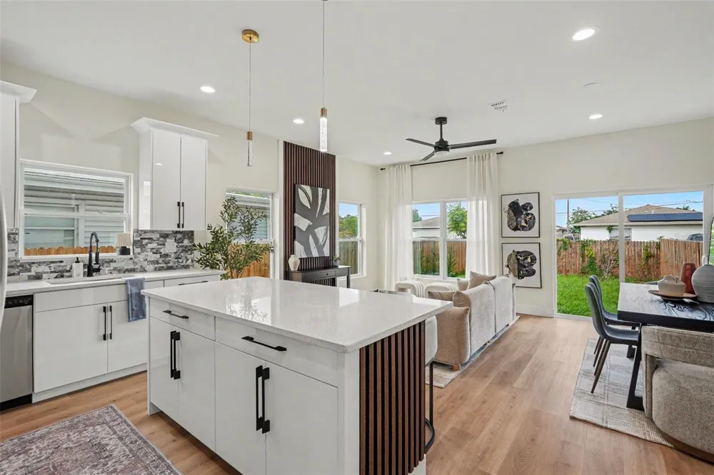3601 52ND STREET #1 Tampa, FL 33619