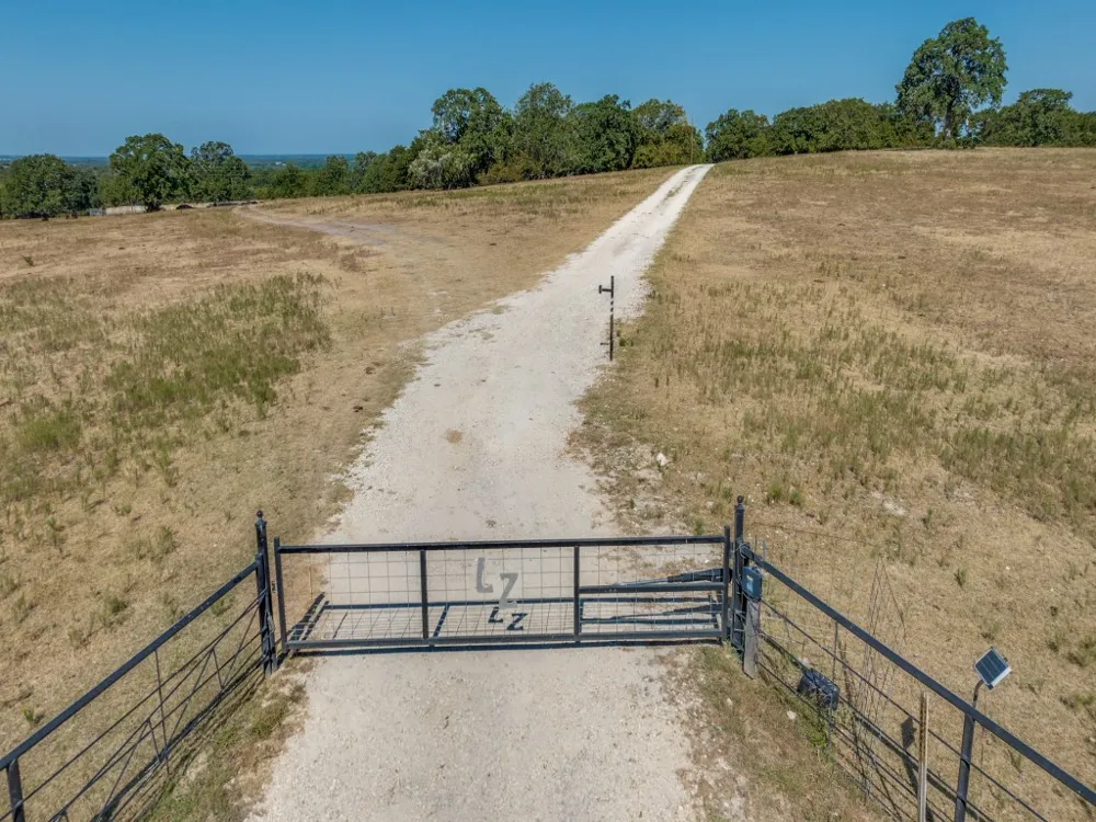 868 Nored Road Forestburg, TX 76239