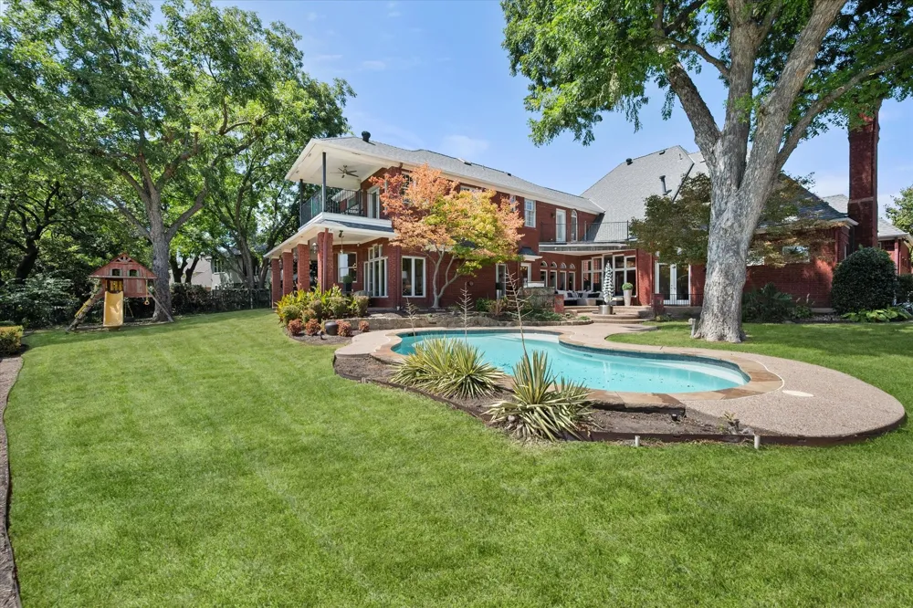1405 Bentley Court Southlake, TX 76092