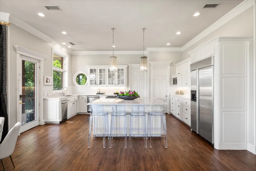 1405 Bentley Court Southlake, TX 76092