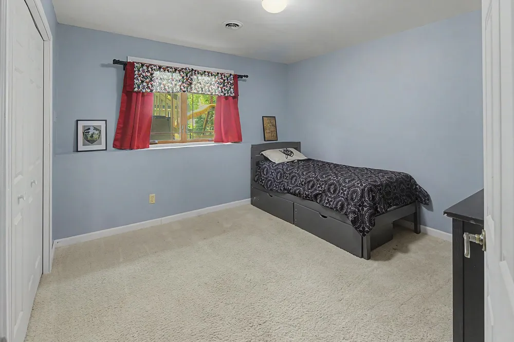 1705 Rushmore Drive Burnsville, MN 55306