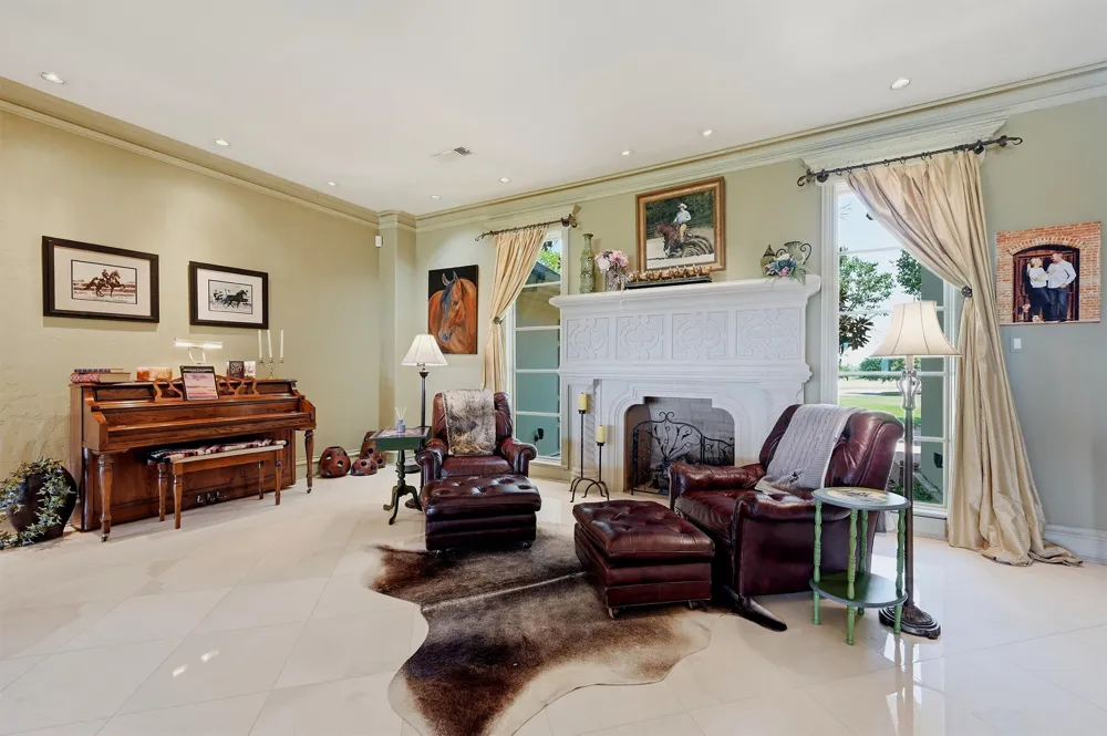 3112 Harris Street Gainesville, TX 76240
