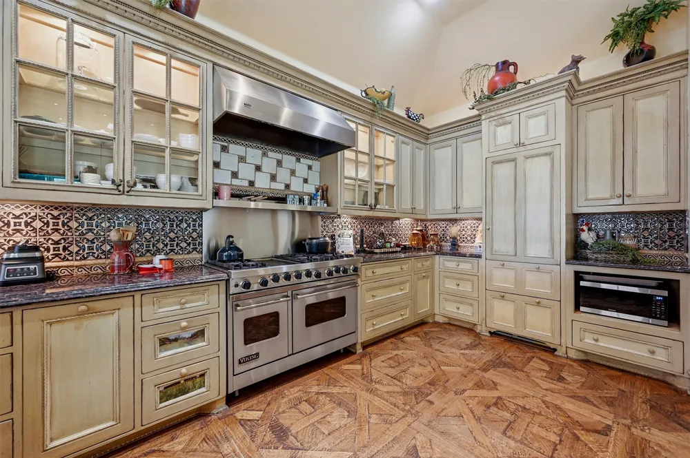 3112 Harris Street Gainesville, TX 76240