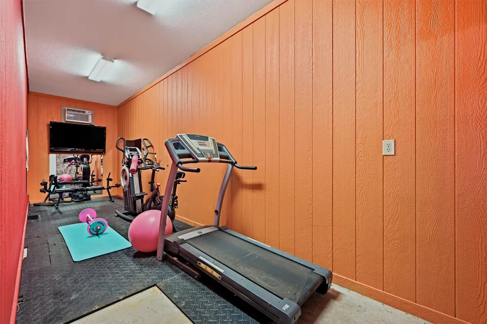 3112 Harris Street Gainesville, TX 76240