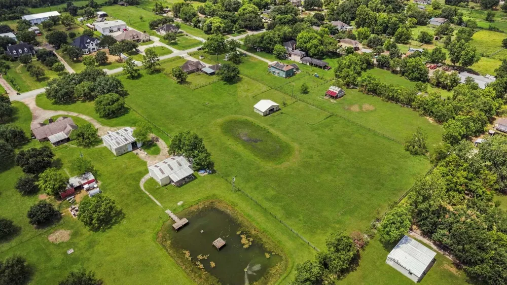 1011 Tori Richmond, TX 77469