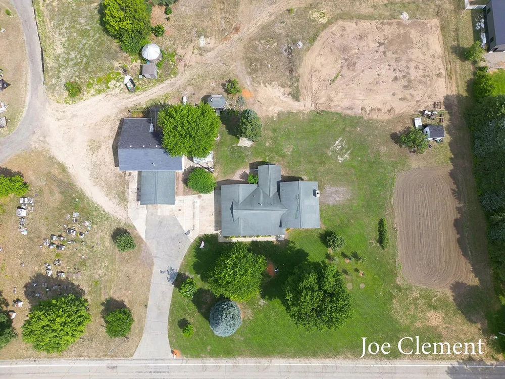 2283 19 Mile Road NW Kent City, MI 49330