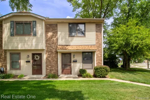1430 W WEBSTER ROAD