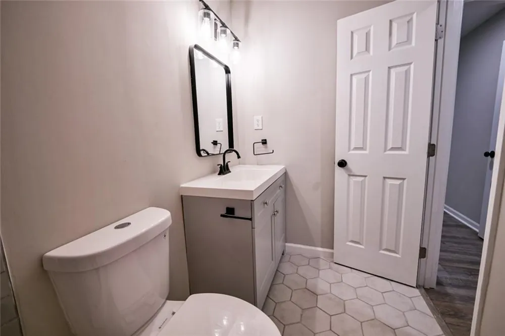 3053 Brook Lane Rex, GA 30273