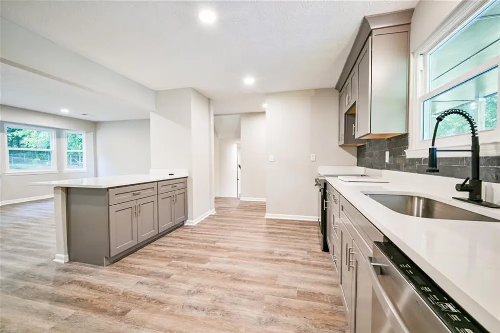 3053 Brook Lane Rex, GA 30273