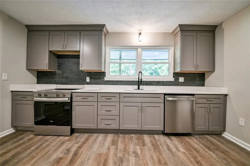 3053 Brook Lane Rex, GA 30273