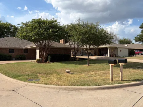1225 Fairhaven Drive