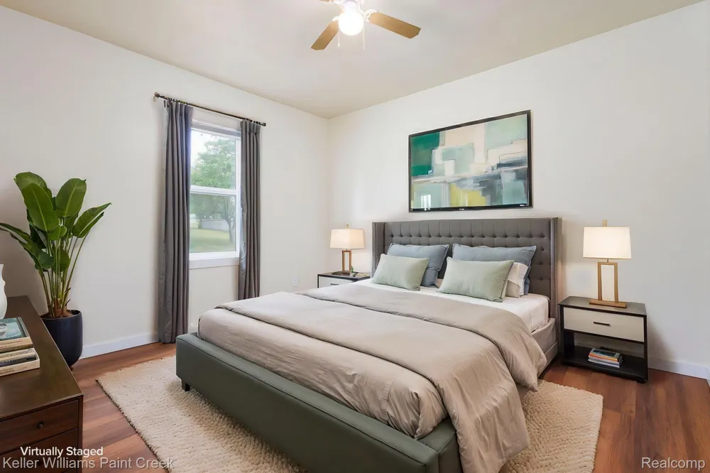 2244 Hammerslea Road Orion Charter Township, MI 48359