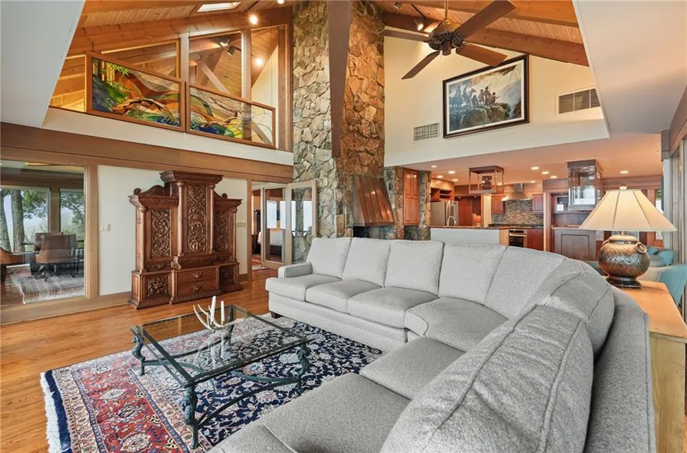 202 Sanderlin Mountain Drive Big Canoe, GA 30143
