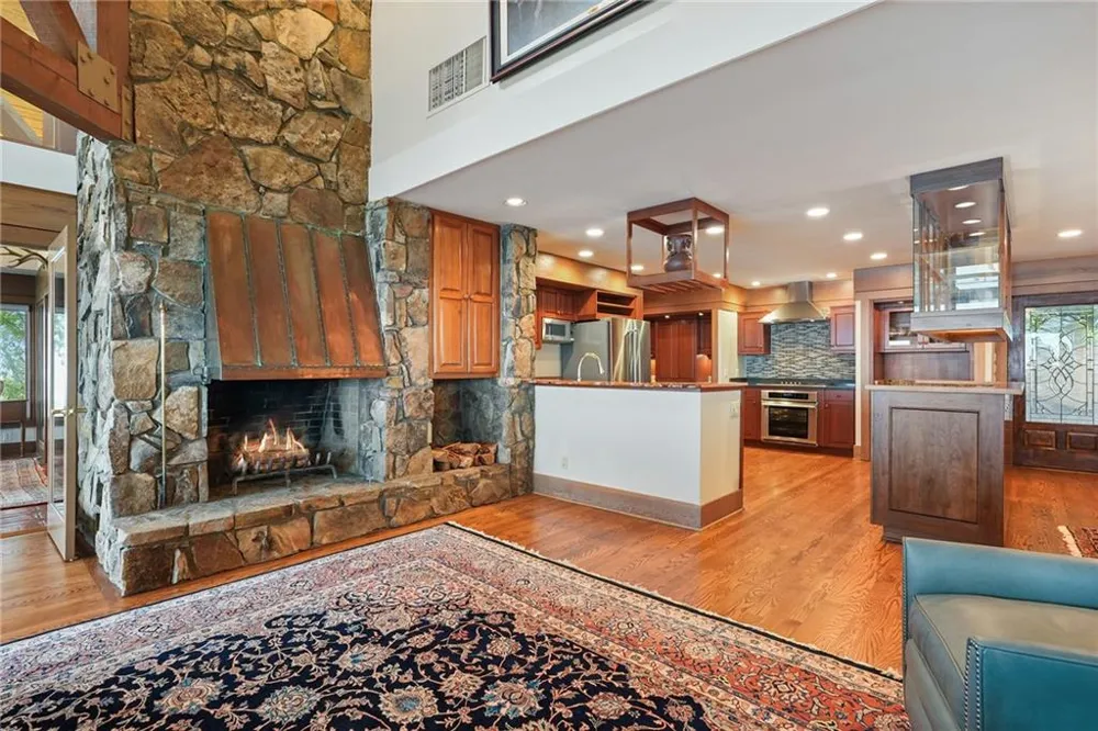 202 Sanderlin Mountain Drive Big Canoe, GA 30143