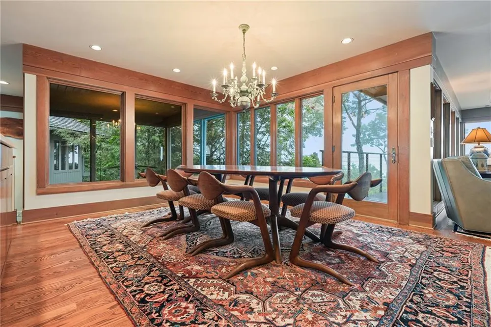202 Sanderlin Mountain Drive Big Canoe, GA 30143