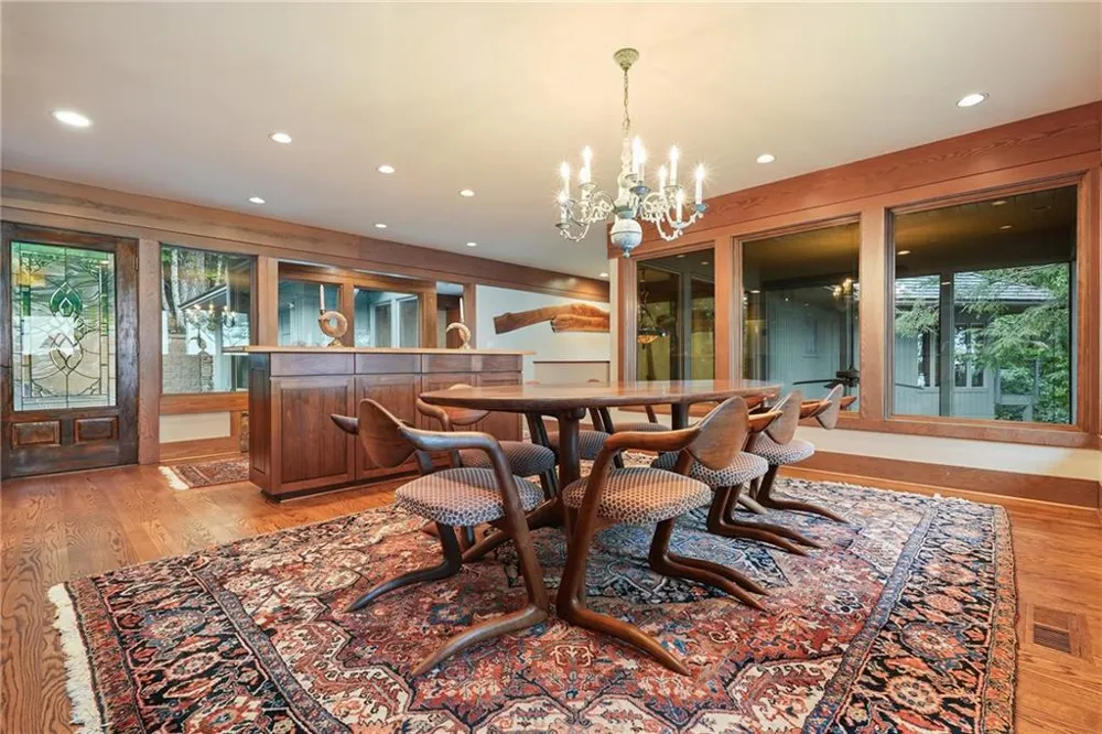 202 Sanderlin Mountain Drive Big Canoe, GA 30143