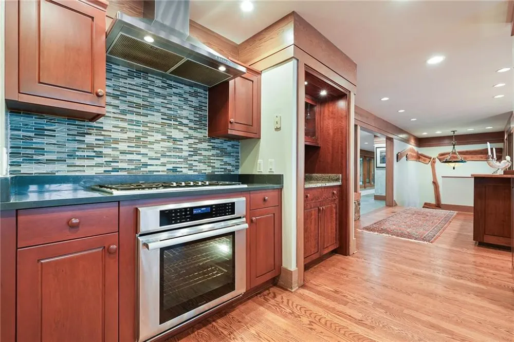202 Sanderlin Mountain Drive Big Canoe, GA 30143