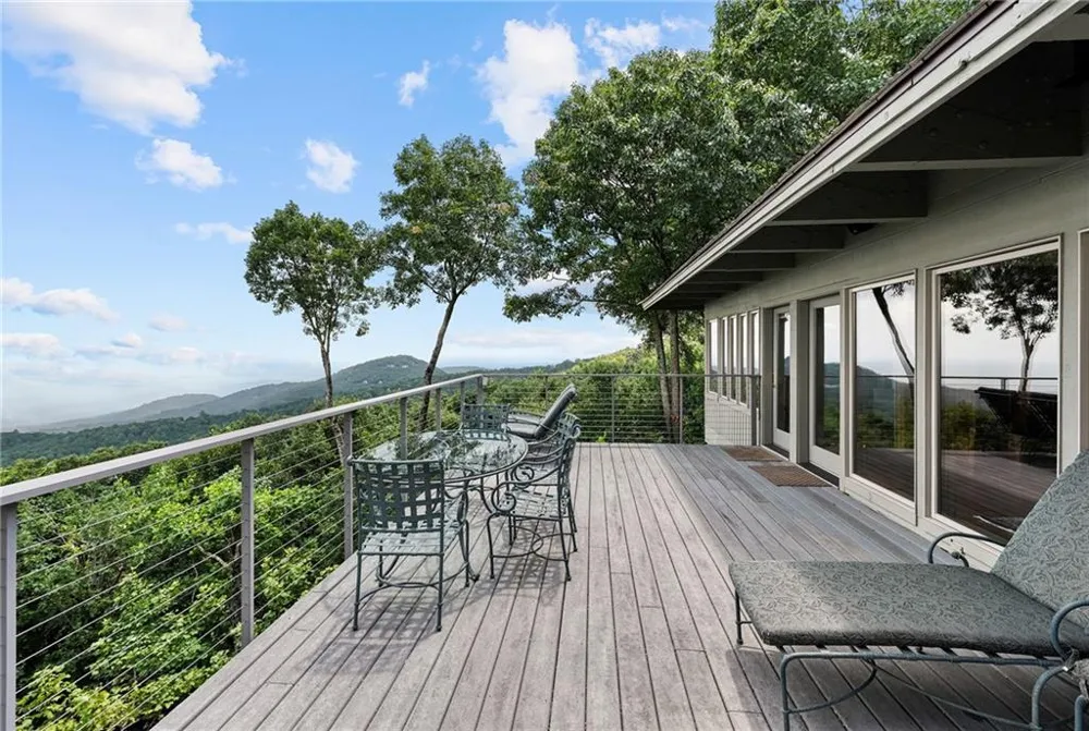 202 Sanderlin Mountain Drive Big Canoe, GA 30143