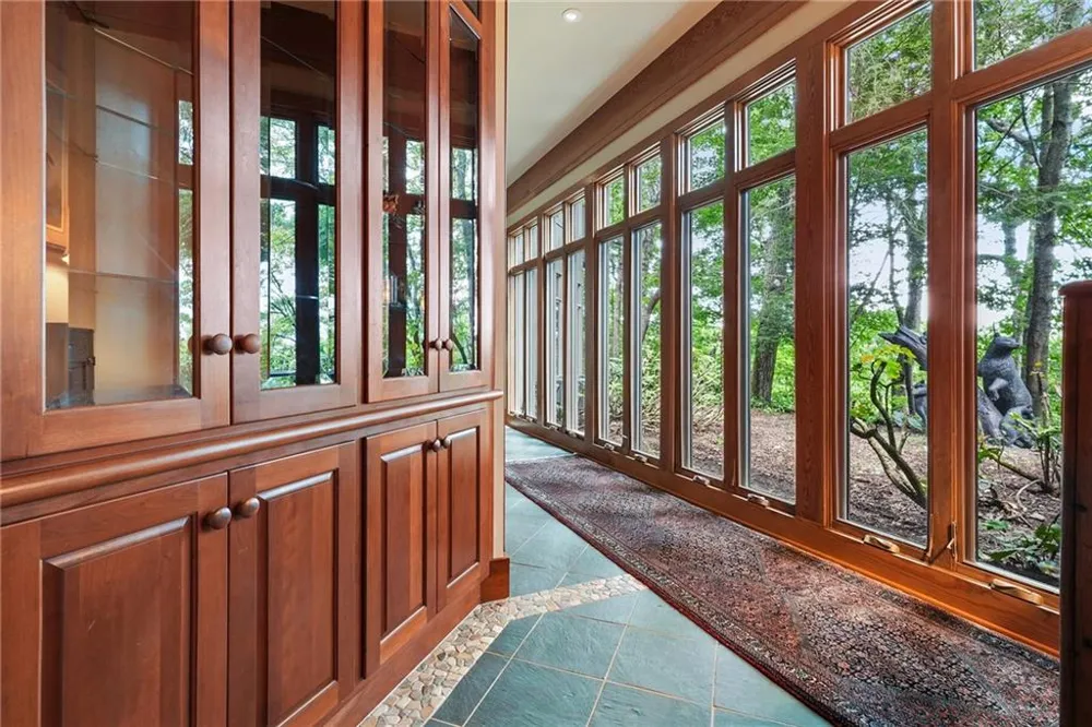 202 Sanderlin Mountain Drive Big Canoe, GA 30143