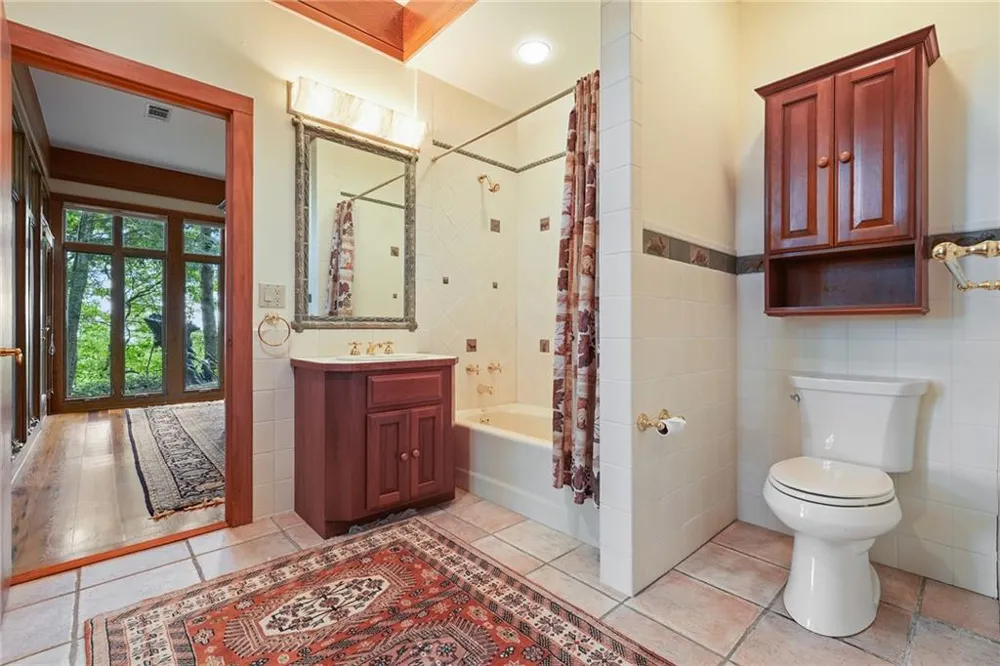 202 Sanderlin Mountain Drive Big Canoe, GA 30143