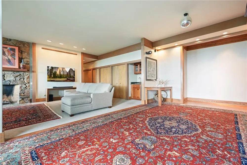 202 Sanderlin Mountain Drive Big Canoe, GA 30143