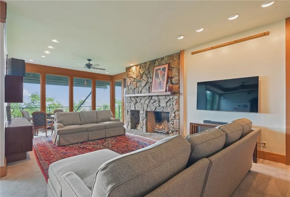 202 Sanderlin Mountain Drive Big Canoe, GA 30143