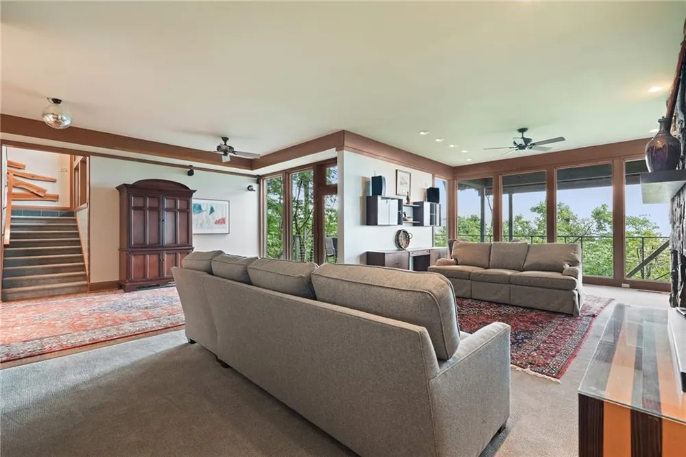 202 Sanderlin Mountain Drive Big Canoe, GA 30143