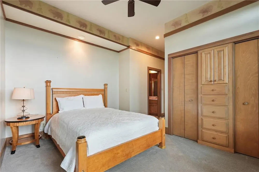 202 Sanderlin Mountain Drive Big Canoe, GA 30143