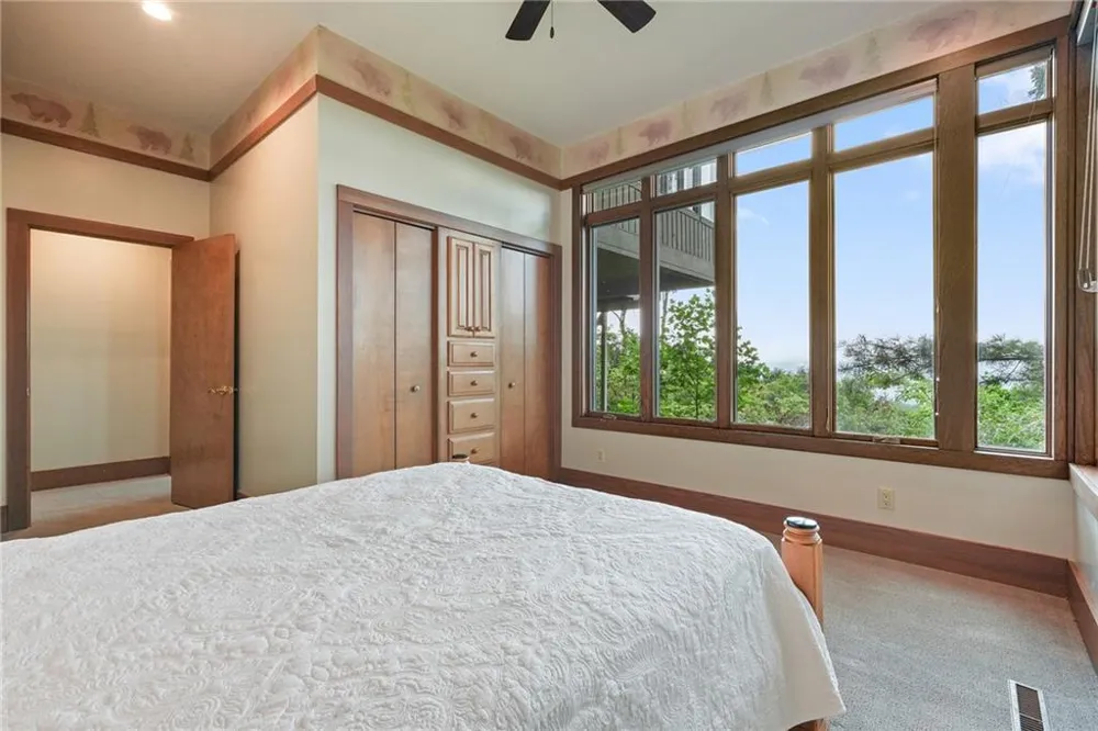 202 Sanderlin Mountain Drive Big Canoe, GA 30143