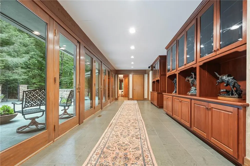 202 Sanderlin Mountain Drive Big Canoe, GA 30143