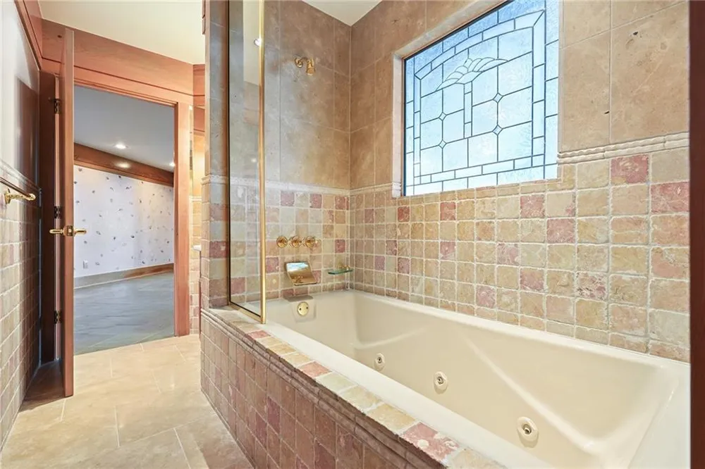 202 Sanderlin Mountain Drive Big Canoe, GA 30143