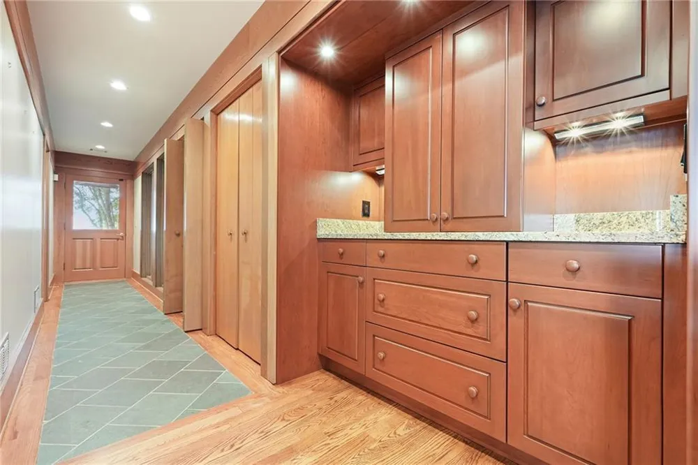 202 Sanderlin Mountain Drive Big Canoe, GA 30143