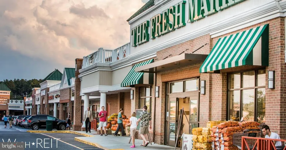 1643 PRESTON ROAD Alexandria, VA 22302