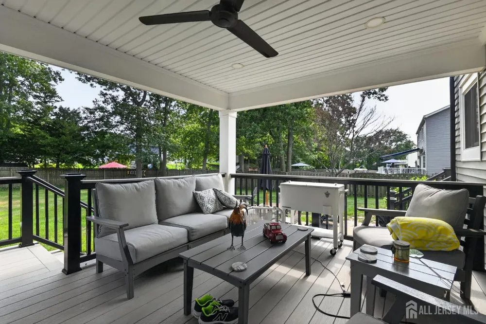 4 Windsor Road Howell, NJ 07731
