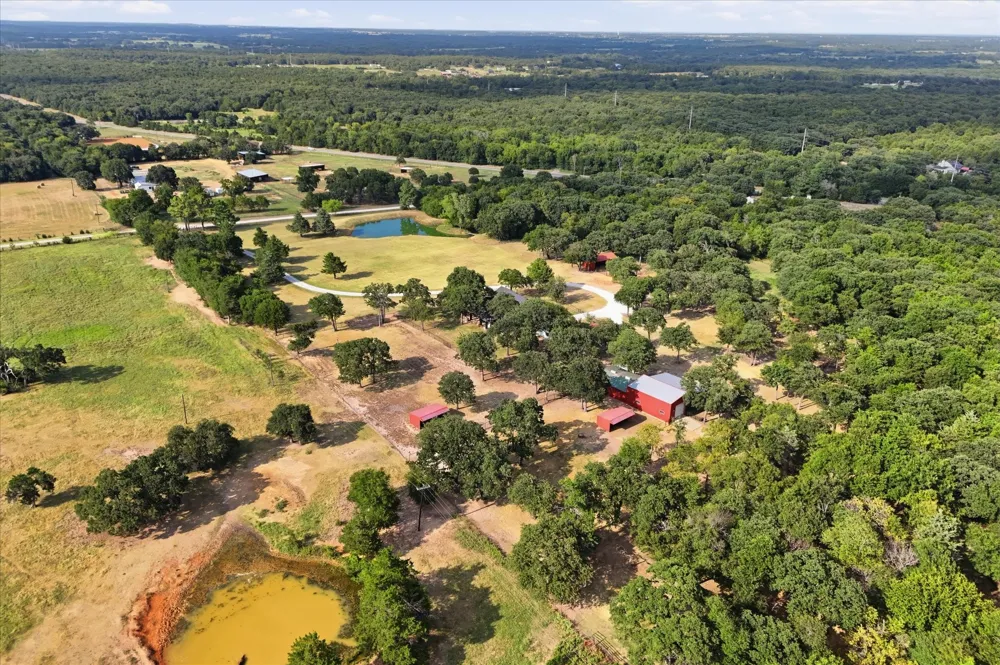 12 County Road 2114 Gainesville, TX 76240