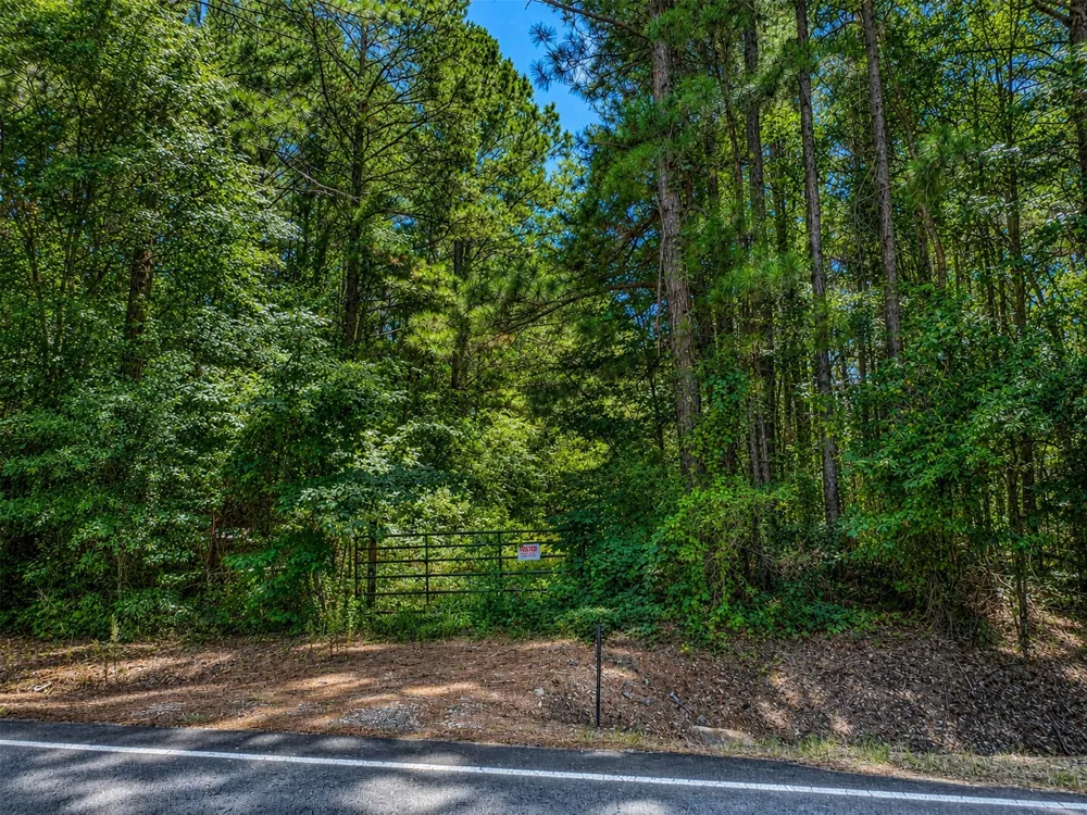 9639 Mooringsport Latex Rd Mooringsport, LA 71060