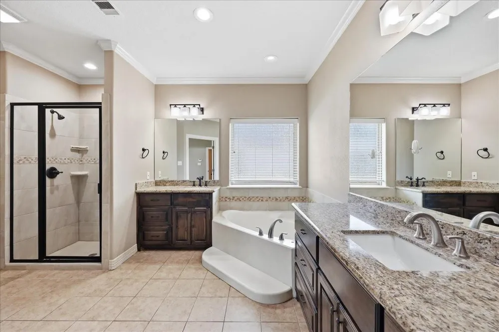 160 Colonial Estates Drive Bridge City, TX 77611