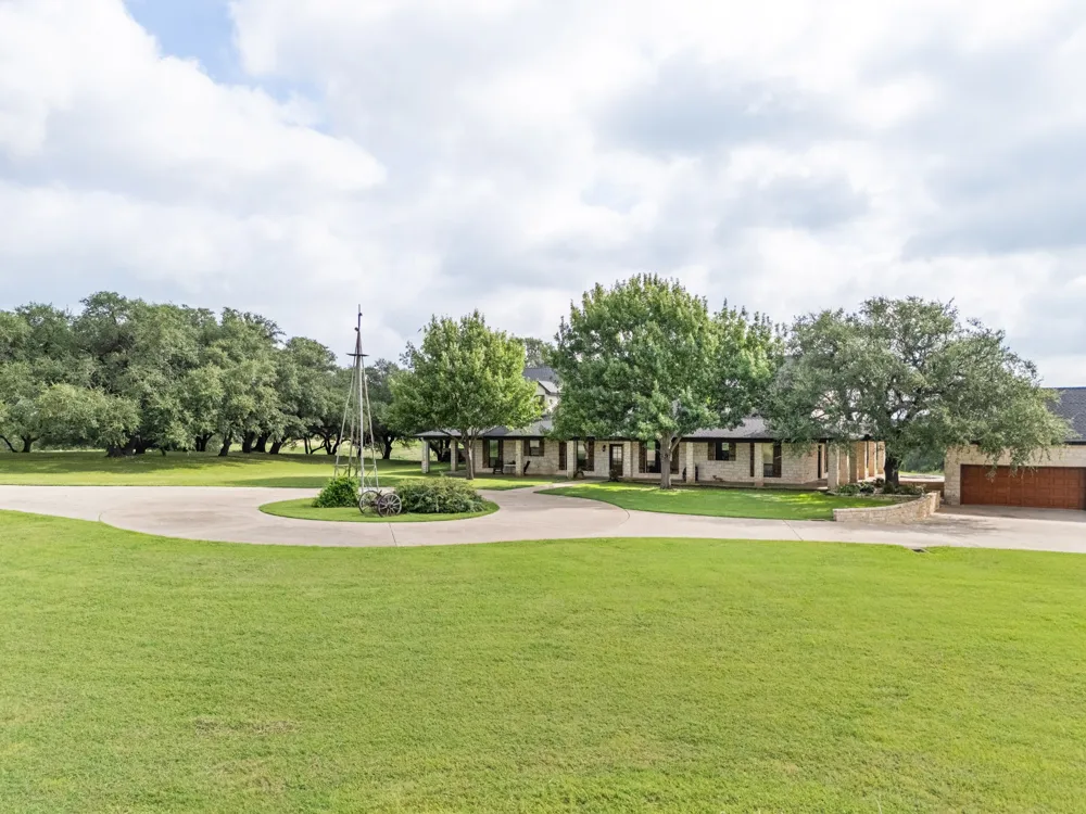 3648 Talbert Ranch Road China Spring, TX 76633