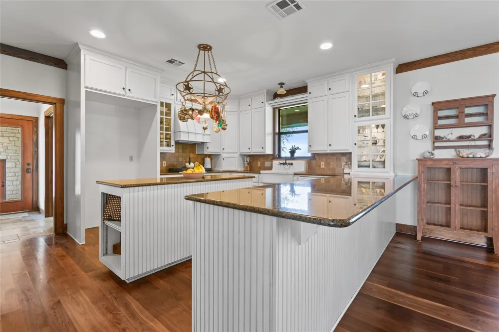 3648 Talbert Ranch Road China Spring, TX 76633