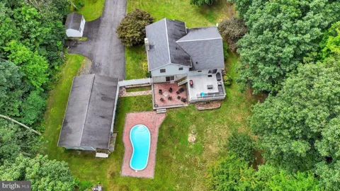 696 PINE HILL ROAD
