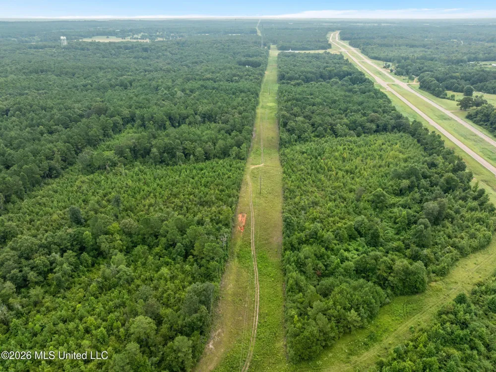 4 Hwy 84 Collins, MS 39428