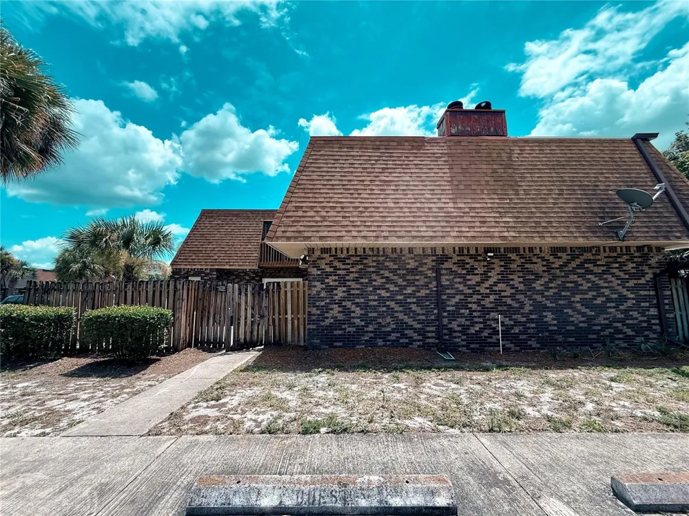 202 TERRACE COURT Sanford, FL 32773
