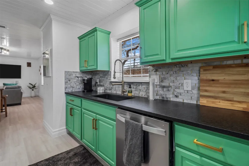 5660 Dorothy Little Elm, TX 75068