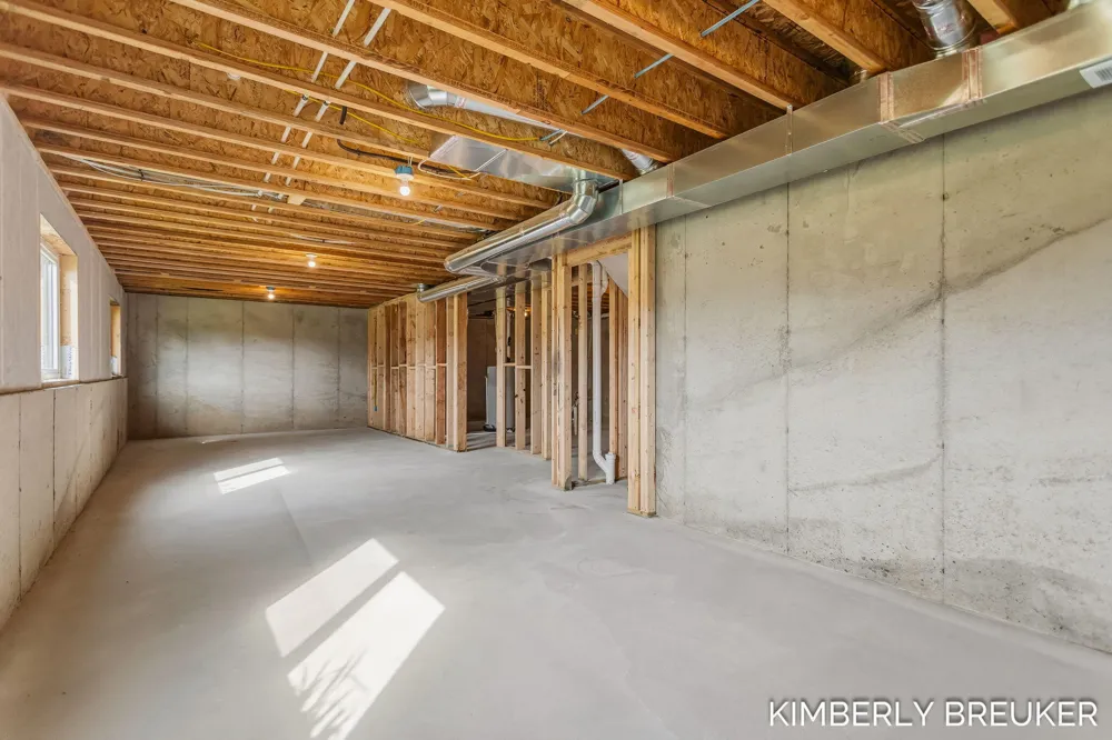 6268 Roman Road Allendale, MI 49401