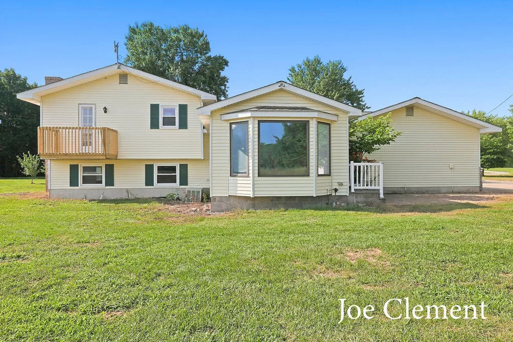 2283 19 Mile Road NW Tyrone Township, MI 49330