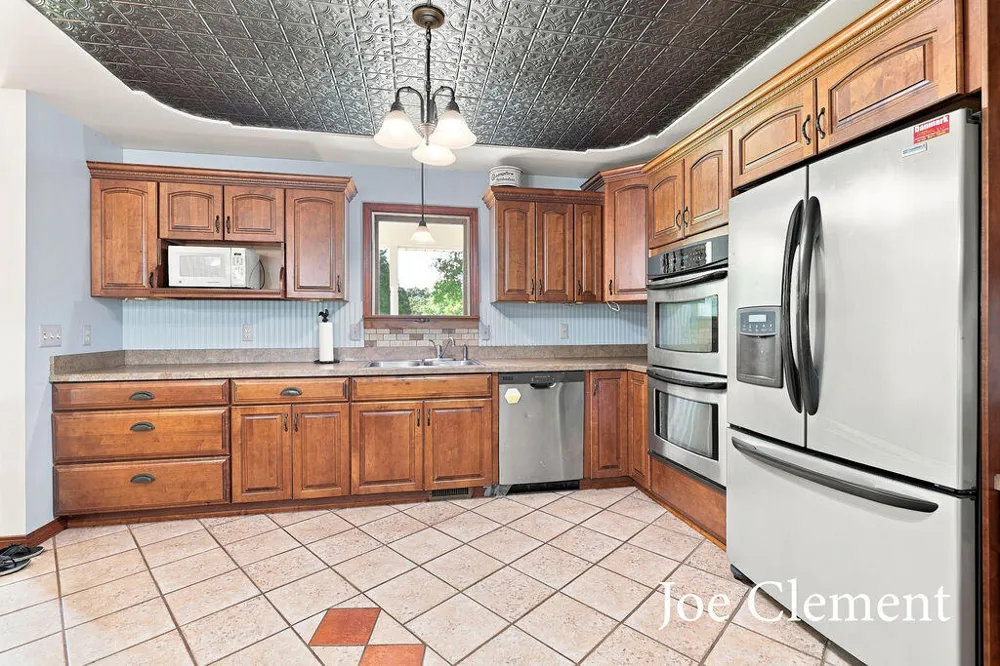 2283 19 Mile Road NW Tyrone Township, MI 49330