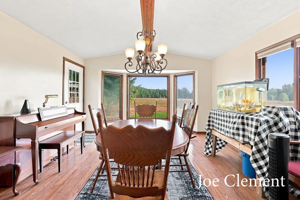 2283 19 Mile Road NW Tyrone Township, MI 49330