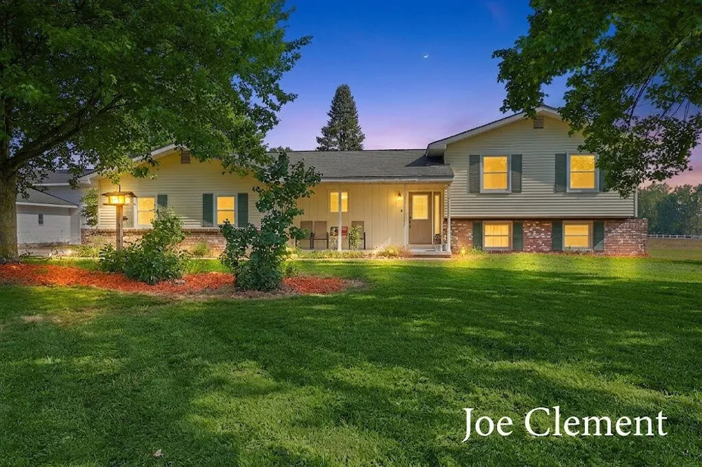 2283 19 Mile Road NW Tyrone Township, MI 49330