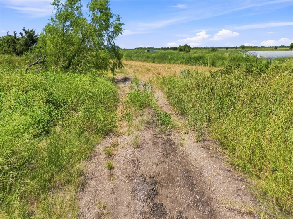 457 Miles Lane Greenville, TX 75401